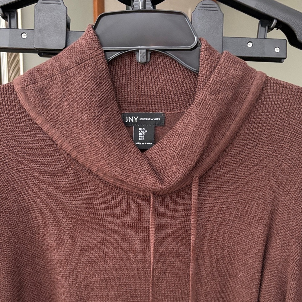 DKNY Women's Turtleneck Sweater in Deep Brown